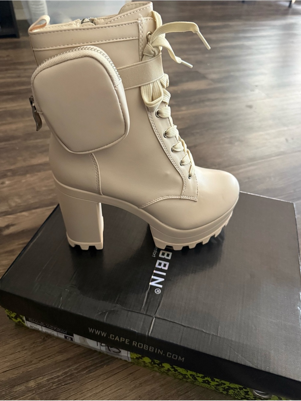 Cape Robbin Cream Lace-Up Platform Ankle Boots with Side Pouch